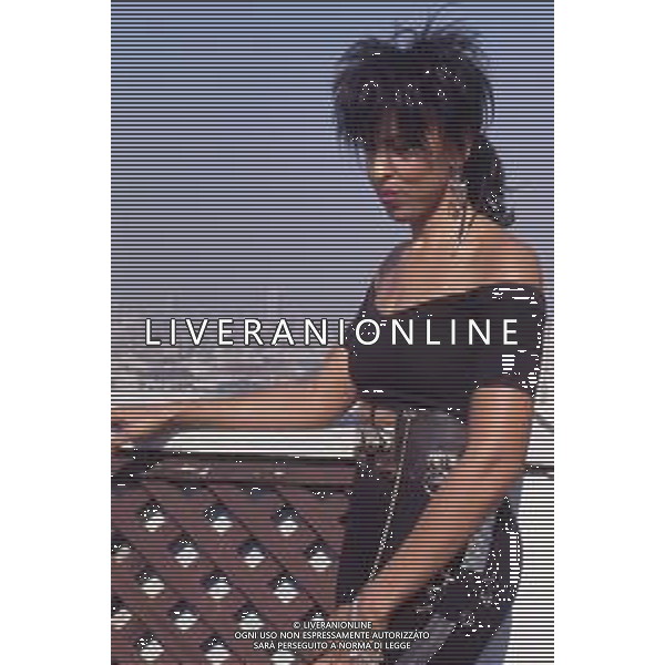 DIAP-RETROSPETTIVA NONA HENDRYX CANTANTE NELLA FOTO NONA HENDRYX A MILANO IN TERRAZZA MARTINI NELL\'ANNO 1989 AG ALDO LIVERANI SAS