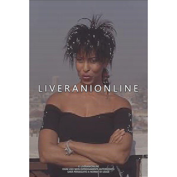 DIAP-RETROSPETTIVA NONA HENDRYX CANTANTE NELLA FOTO NONA HENDRYX A MILANO IN TERRAZZA MARTINI NELL\'ANNO 1989 AG ALDO LIVERANI SAS