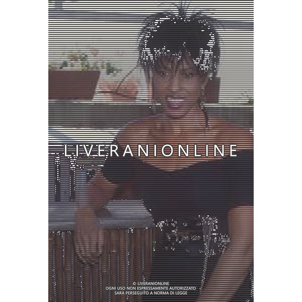 DIAP-RETROSPETTIVA NONA HENDRYX CANTANTE NELLA FOTO NONA HENDRYX A MILANO IN TERRAZZA MARTINI NELL\'ANNO 1989 AG ALDO LIVERANI SAS