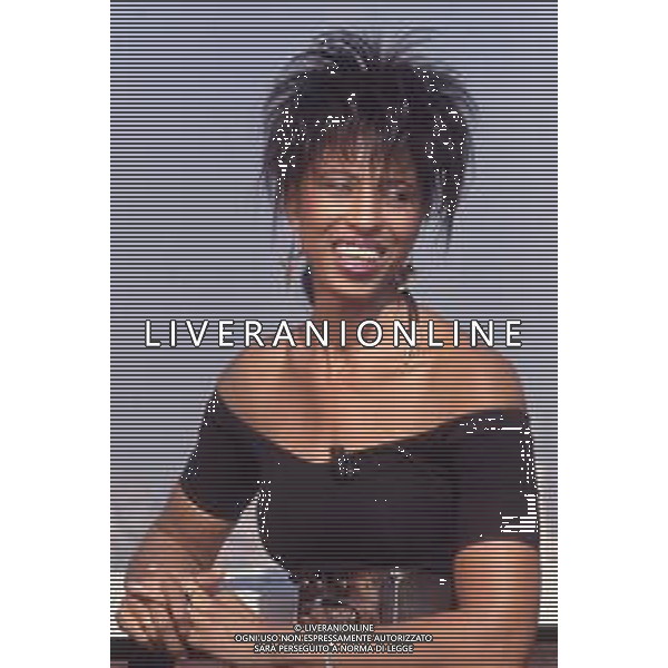 DIAP-RETROSPETTIVA NONA HENDRYX CANTANTE NELLA FOTO NONA HENDRYX A MILANO IN TERRAZZA MARTINI NELL\'ANNO 1989 AG ALDO LIVERANI SAS