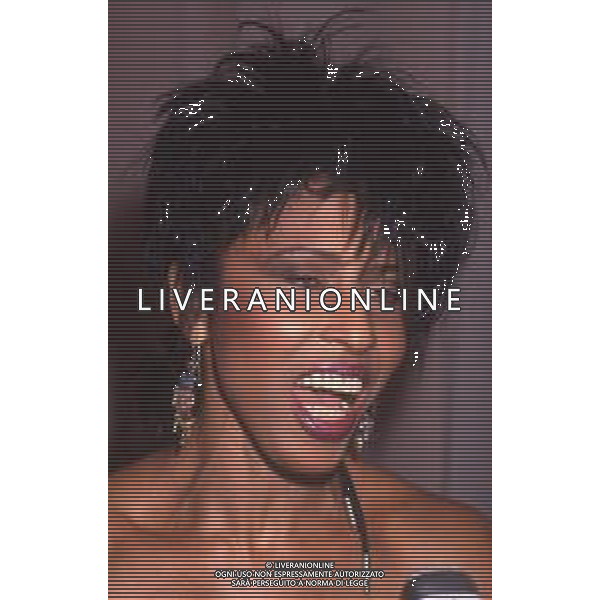 DIAP-RETROSPETTIVA NONA HENDRYX CANTANTE NELLA FOTO NONA HENDRYX A MILANO IN TERRAZZA MARTINI NELL\'ANNO 1989 AG ALDO LIVERANI SAS