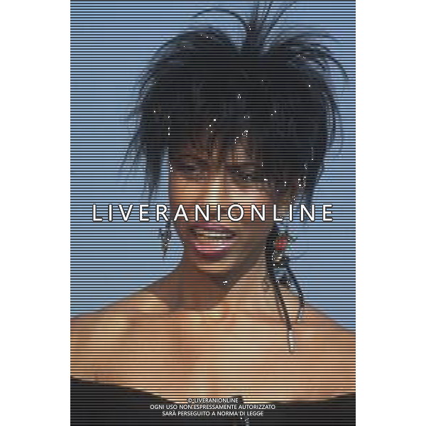 DIAP-RETROSPETTIVA NONA HENDRYX CANTANTE NELLA FOTO NONA HENDRYX A MILANO IN TERRAZZA MARTINI NELL\'ANNO 1989 AG ALDO LIVERANI SAS