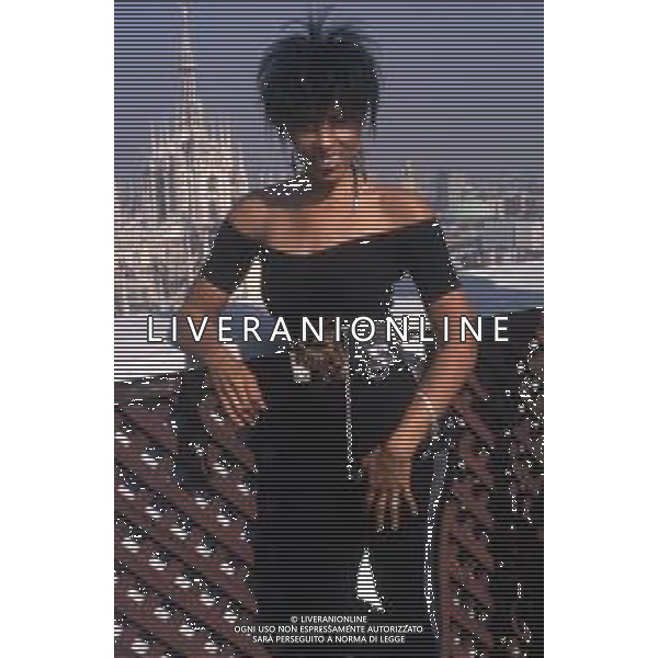 DIAP-RETROSPETTIVA NONA HENDRYX CANTANTE NELLA FOTO NONA HENDRYX A MILANO IN TERRAZZA MARTINI NELL\'ANNO 1989 AG ALDO LIVERANI SAS