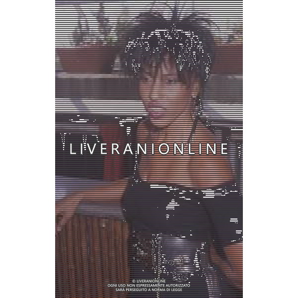 DIAP-RETROSPETTIVA NONA HENDRYX CANTANTE NELLA FOTO NONA HENDRYX A MILANO IN TERRAZZA MARTINI NELL\'ANNO 1989 AG ALDO LIVERANI SAS