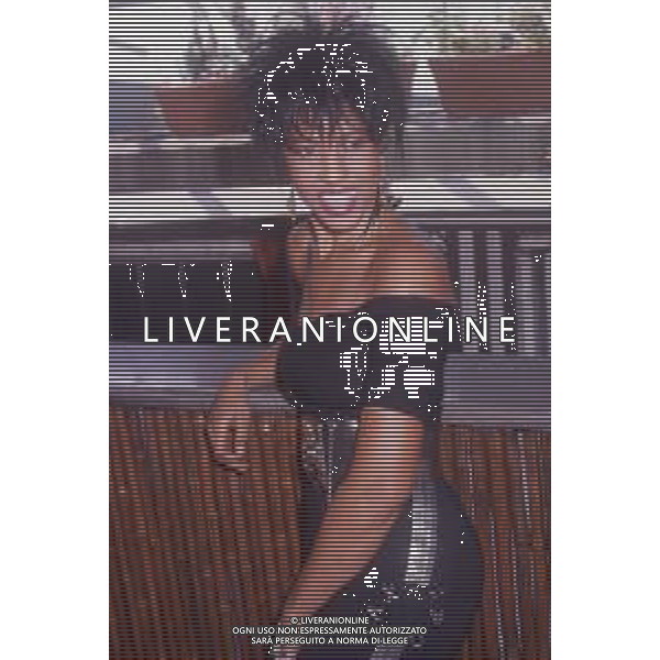 DIAP-RETROSPETTIVA NONA HENDRYX CANTANTE NELLA FOTO NONA HENDRYX A MILANO IN TERRAZZA MARTINI NELL\'ANNO 1989 AG ALDO LIVERANI SAS