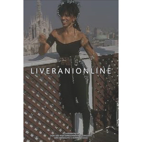 DIAP-RETROSPETTIVA NONA HENDRYX CANTANTE NELLA FOTO NONA HENDRYX A MILANO IN TERRAZZA MARTINI NELL\'ANNO 1989 AG ALDO LIVERANI SAS