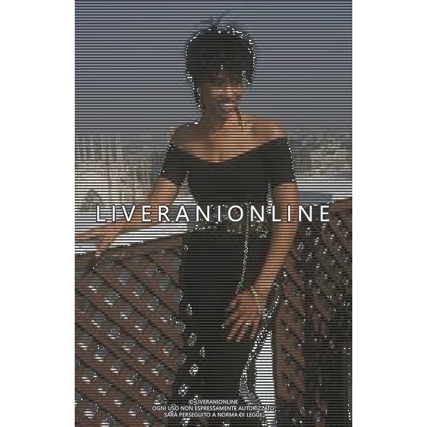 DIAP-RETROSPETTIVA NONA HENDRYX CANTANTE NELLA FOTO NONA HENDRYX A MILANO IN TERRAZZA MARTINI NELL\'ANNO 1989 AG ALDO LIVERANI SAS