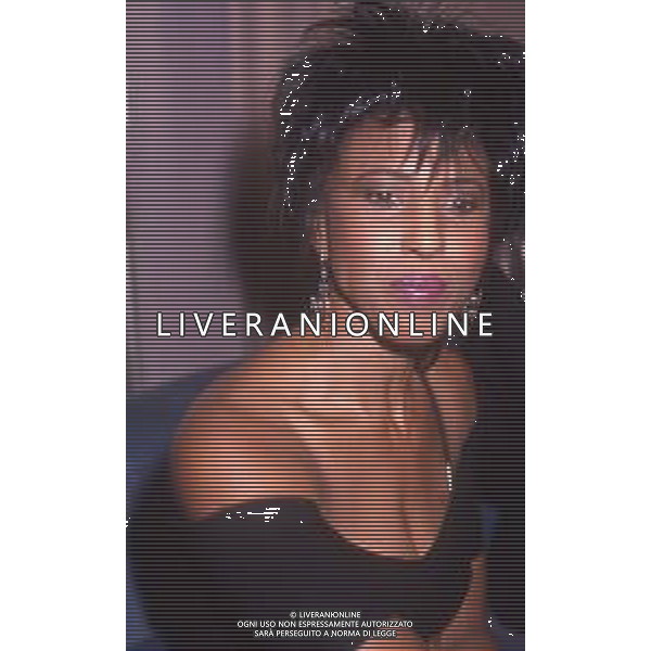 DIAP-RETROSPETTIVA NONA HENDRYX CANTANTE NELLA FOTO NONA HENDRYX A MILANO IN TERRAZZA MARTINI NELL\'ANNO 1989 AG ALDO LIVERANI SAS