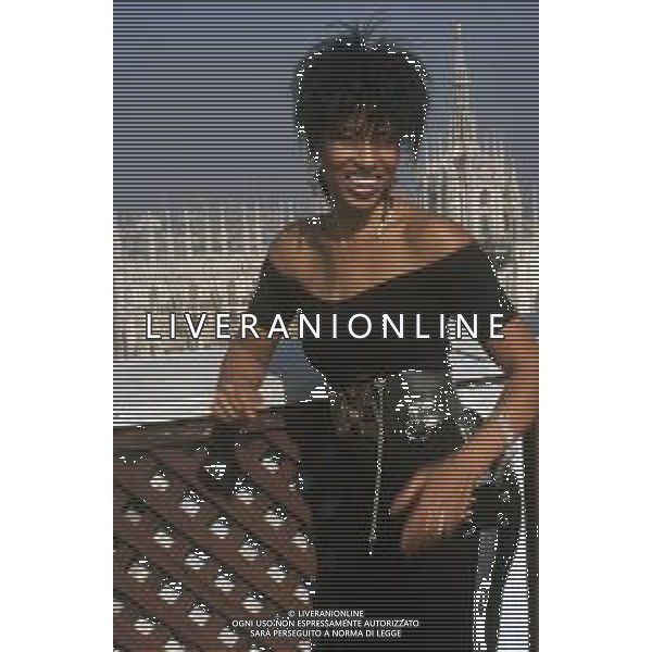 DIAP-RETROSPETTIVA NONA HENDRYX CANTANTE NELLA FOTO NONA HENDRYX A MILANO IN TERRAZZA MARTINI NELL\'ANNO 1989 AG ALDO LIVERANI SAS