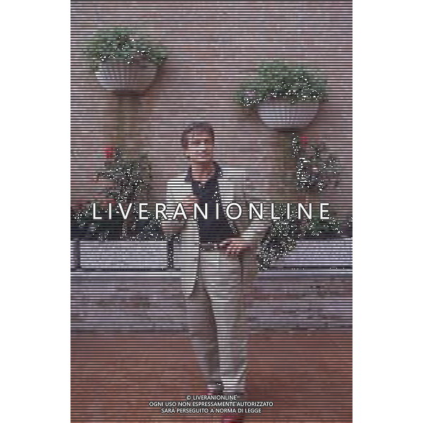DIAP-RETROSPETTIVA VITTORIO MEZZOGIORNO ATTORE NELLA FOTO VITTORIO MEZZOGIORNO A VENEZIA NELL\'ANNO 1989 AG ALDO LIVERANI SAS