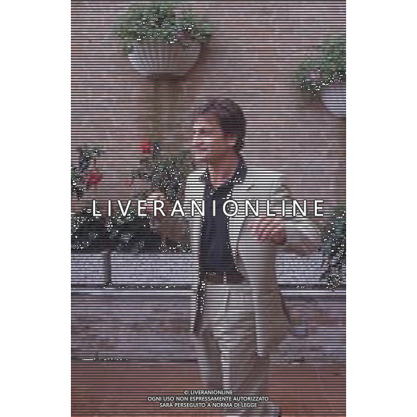 DIAP-RETROSPETTIVA VITTORIO MEZZOGIORNO ATTORE NELLA FOTO VITTORIO MEZZOGIORNO A VENEZIA NELL\'ANNO 1989 AG ALDO LIVERANI SAS