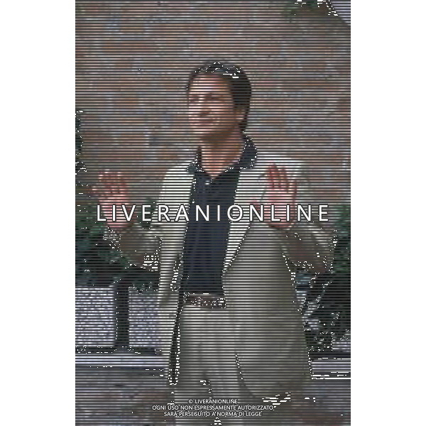 DIAP-RETROSPETTIVA VITTORIO MEZZOGIORNO ATTORE NELLA FOTO VITTORIO MEZZOGIORNO A VENEZIA NELL\'ANNO 1989 AG ALDO LIVERANI SAS