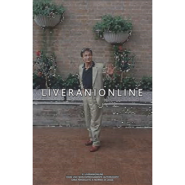 DIAP-RETROSPETTIVA VITTORIO MEZZOGIORNO ATTORE NELLA FOTO VITTORIO MEZZOGIORNO A VENEZIA NELL\'ANNO 1989 AG ALDO LIVERANI SAS