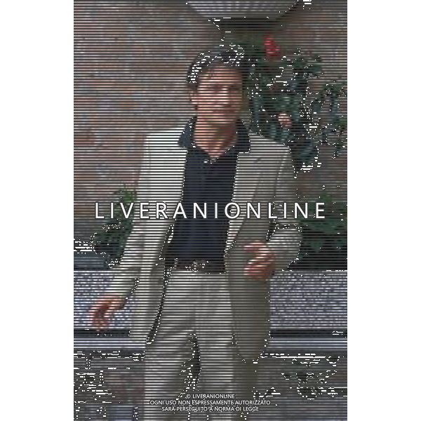 DIAP-RETROSPETTIVA VITTORIO MEZZOGIORNO ATTORE NELLA FOTO VITTORIO MEZZOGIORNO A VENEZIA NELL\'ANNO 1989 AG ALDO LIVERANI SAS