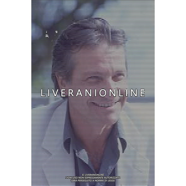 DIAP-RETROSPETTIVA VITTORIO MEZZOGIORNO ATTORE NELLA FOTO VITTORIO MEZZOGIORNO A VENEZIA NELL\'ANNO 1989 AG ALDO LIVERANI SAS