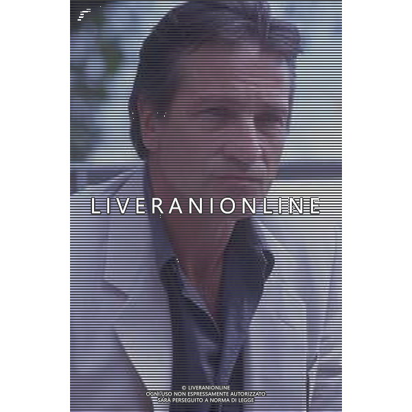 DIAP-RETROSPETTIVA VITTORIO MEZZOGIORNO ATTORE NELLA FOTO VITTORIO MEZZOGIORNO A VENEZIA NELL\'ANNO 1989 AG ALDO LIVERANI SAS