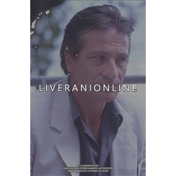 DIAP-RETROSPETTIVA VITTORIO MEZZOGIORNO ATTORE NELLA FOTO VITTORIO MEZZOGIORNO A VENEZIA NELL\'ANNO 1989 AG ALDO LIVERANI SAS