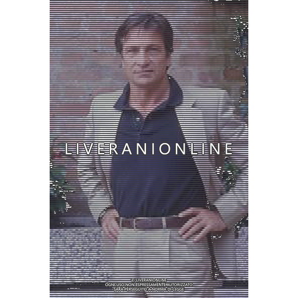 DIAP-RETROSPETTIVA VITTORIO MEZZOGIORNO ATTORE NELLA FOTO VITTORIO MEZZOGIORNO A VENEZIA NELL\'ANNO 1989 AG ALDO LIVERANI SAS