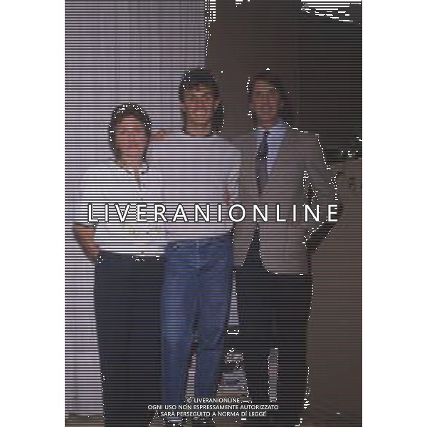 DIAP-RETROSPETTIVA PAOLO MALDINI CALCIATORE NELLA FOTO PAOLO MALDINI IN CASA COI GENITORI INIZIO CARRIERA A MILANO NELL\'ANNO 1984 AG ALDO LIVERANI SAS