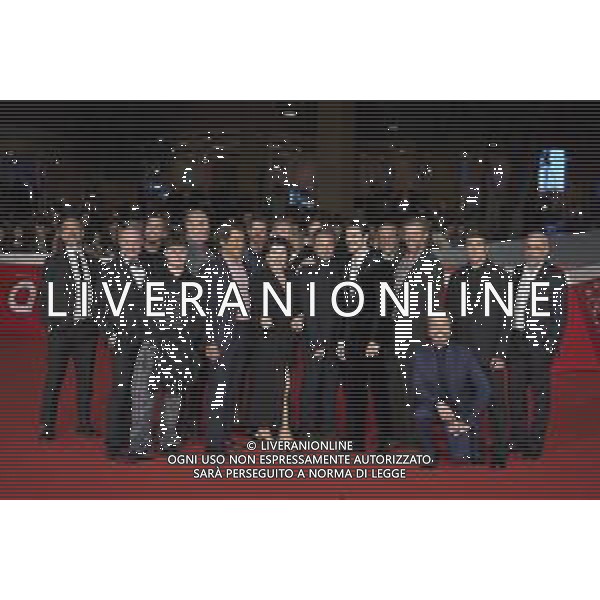 Roma 20 Ottobre 2025 Roma Film Fest - Red Carpet - "ANNA" Nella Foto: Diego Migeni, Matteo Cirillo, Nicolo\' Giacalone, Giorgio Fleretti, Massimiliano Vado, Giampiero Judica, Stefano Rossi Giordani, Monica Guerritore, Claudio Vanni, Cristiano Piacenti, Leonardo Buttaroni, Gian Maria Sainato, Marco Simeoli, Robert Madison, Alessandro Di Somma, Edoardo Purgatori, Antonio Zavatteri Foto Credit: Andrea Bracaglia AG ALDO LIVERANI SAS