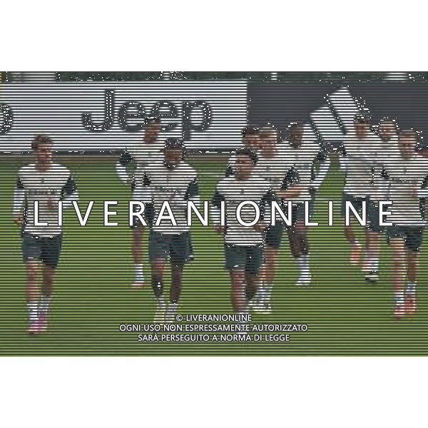 TVMV-Torino 21.10.2025 Continassa © Manuela Viganti/Agenzia Aldo Liverani Allenamento Juventus Rifinitura partita Champions League Real Madrid vs Juventus Nella foto: il gruppo durante l\'allenamento ©TVMV Viganti - AGENZIA ALDO LIVERANI SAS