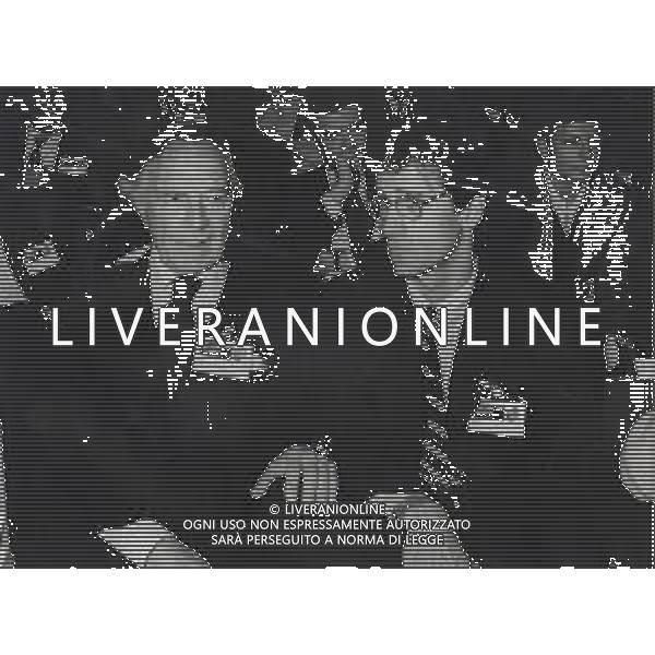 ST-RETROSPETTIVA PIETRO BARILLA INDUSTRIALE NELLA FOTO PIETRO BARILLA CON IL FIGLIO GUIDO BARILLA A MILANO NELL\'ANNO 1989 AG ALDO LIVERANI SAS