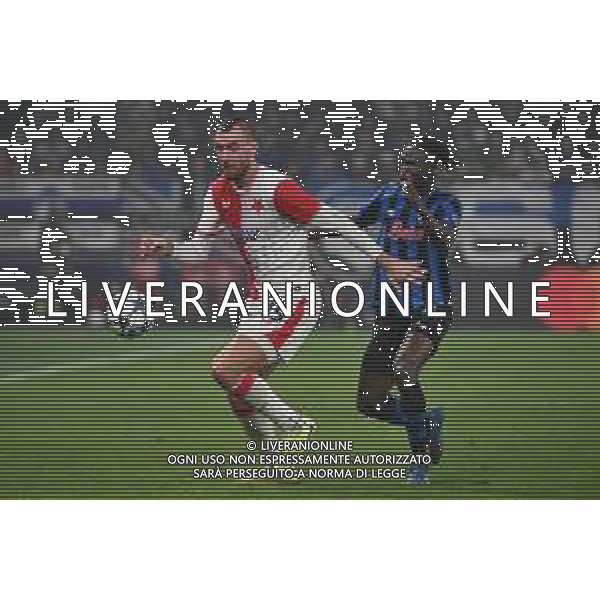 TVRG Atalanta vs Slavia Praga nella foto Tomas Chory (Slavia Praga) e Odilon Kossounou (Atalanta) Bergamo 22-10-2025 New Balance Arena - Stadio di Bergamo Atalanta vs Slavia Praga UEFA Champions League fase a girone unico - 3a giornata foto Roberto Garavaglia/Agenzia Aldo Liverani sas