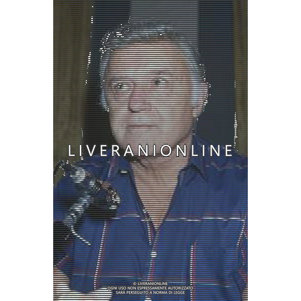 DIAP-RETROSPETTIVA ROD STEIGER ATTORE NELLA FOTO ROD STEIGER A CERNOBBIO NELL\'ANNO 1989 AG ALDO LIVERANI SAS