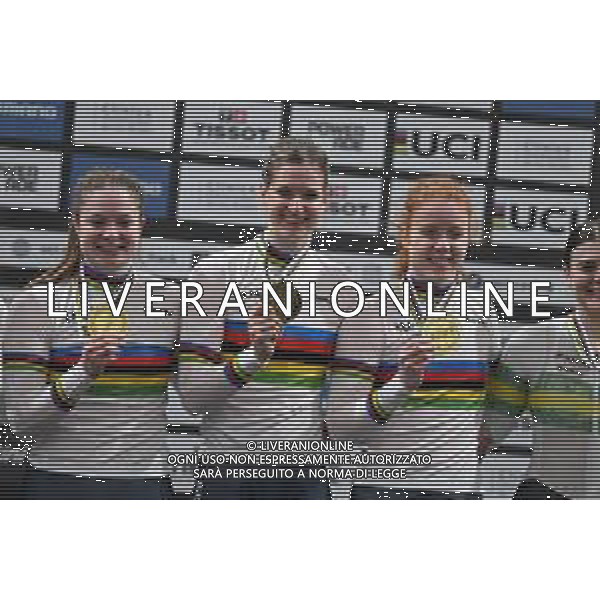 22-10-2025 World Championships Elite Women Track; Giornata 01; 2025, Australia; Mccaig, Alessia; Mcgill, Molly; Tatarinoff, Liliya; Perkins, Kristine; Santiago Del Cile - Velodromo Penalolen; ©SIROTTI - AGENZIA ALDO LIVERANI SAS