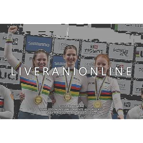 22-10-2025 World Championships Elite Women Track; Giornata 01; 2025, Olanda; Kalee, Kimberly; Van De Wouw, Hetty; Van Der Peet Steffie; Santiago Del Cile - Velodromo Penalolen; ©SIROTTI - AGENZIA ALDO LIVERANI SAS
