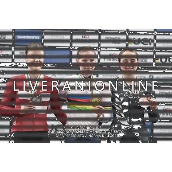 22-10-2025 World Championships Elite Women Track; Giornata 01; 2025, Olanda; 2025, Danimarca; 2025, New Zealand; Wiebes, Lorena; Dideriksen, Amalie; Fowler, Prudence; Santiago Del Cile - Velodromo Penalolen; ©SIROTTI - AGENZIA ALDO LIVERANI SAS