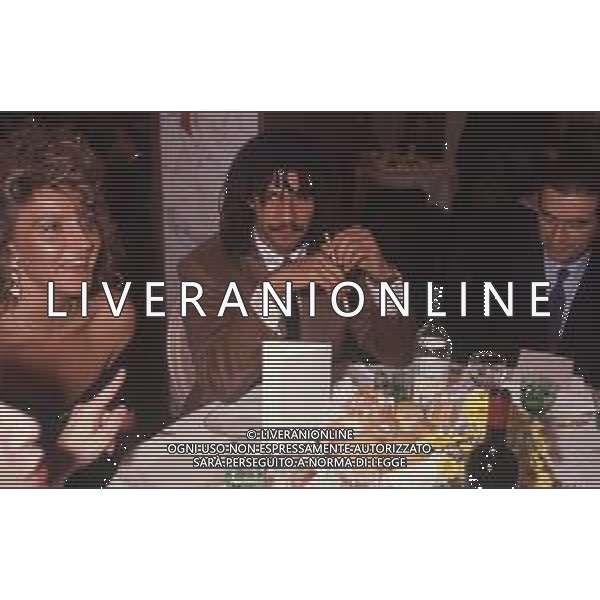 DIAP-RETROSPETTIVA RUUD GULLIT CALCIATORE NELLA FOTO RUUD GULLIT CON LA MOGLIE YVONNE DE VRIES A MILANO NELL\'ANNO 1989 AG ALDO LIVERNI SAS