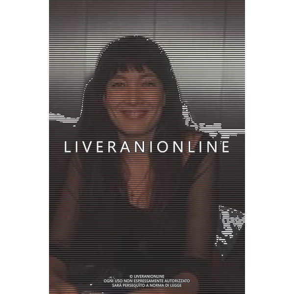 DIAP-RETROSPETTIVA KAY SANDWIK CONDUTTRICE TELEVISIVA E RADIOFONICA NELLA FOTO KAY SANDWIK CONDUCE LA TRASMISSIONE “PRESSING“ NELL\'ANNO 1990 AG ALDO LIVERANI SAS