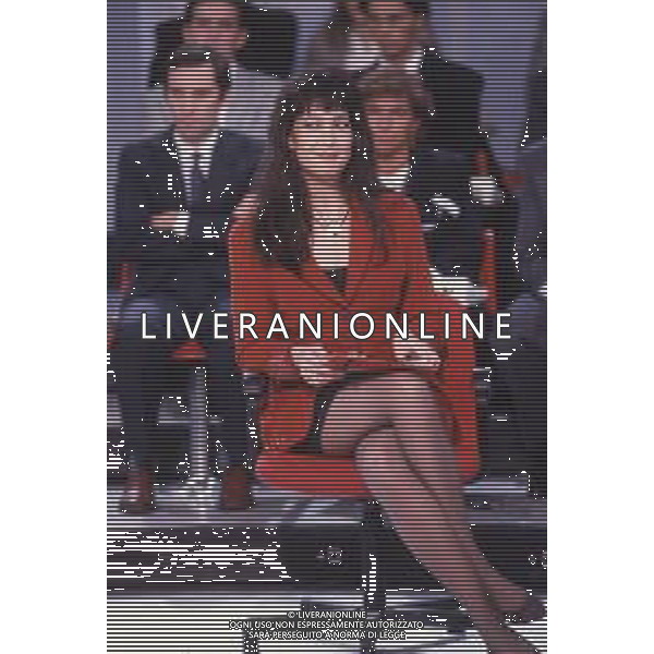 DIAP-RETROSPETTIVA KAY SANDWIK CONDUTTRICE TELEVISIVA E RADIOFONICA NELLA FOTO KAY SANDWIK CONDUCE LA TRASMISSIONE “PRESSING“ NELL\'ANNO 1990 AG ALDO LIVERANI SAS