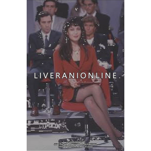 DIAP-RETROSPETTIVA KAY SANDWIK CONDUTTRICE TELEVISIVA E RADIOFONICA NELLA FOTO KAY SANDWIK CONDUCE LA TRASMISSIONE “PRESSING“ NELL\'ANNO 1990 AG ALDO LIVERANI SAS