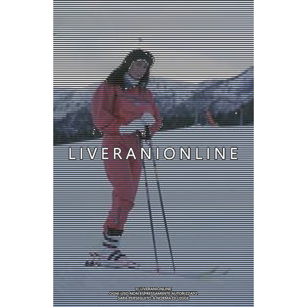 DIAP-RETROSPETTIVA KAY SANDWIK CONDUTTRICE TELEVISIVA E RADIOFONICA NELLA FOTO KAY SANDWIK NELL\'ANNO 1990 AG ALDO LIVERANI SAS 