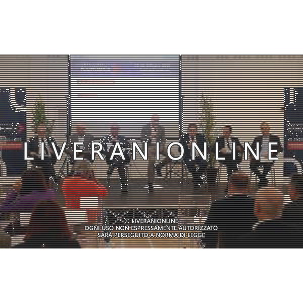 IMOLA 23 10 2025 OSSERVANZA CIRCONDARIO IMOLESE "CONFERENZA ECONOMICA" NELLA FOTO PIERANGELO RAFFINI,ANDREA COSTA,FABIO BACCHILEGA,GIORNALISTA ENRICO AGNESSI,AMILCARE RENZI,LUCA PALLADINO E CARLO ALBERTO GOLLINI FOTO GIANNI SANNA-AG ALDO LIVERANI SAS