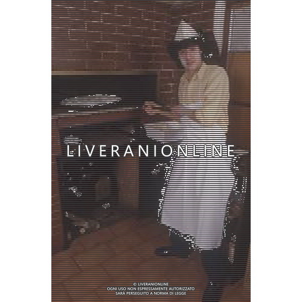 DIAP-RETROSPETTIVA GIAMPIERO INGRASSIA ATTORE NELLA FOTO GIAMPIERO INGRASSIA A MILANO NELL\'ANNO 1986 AG ALDO LIVERANI SAS