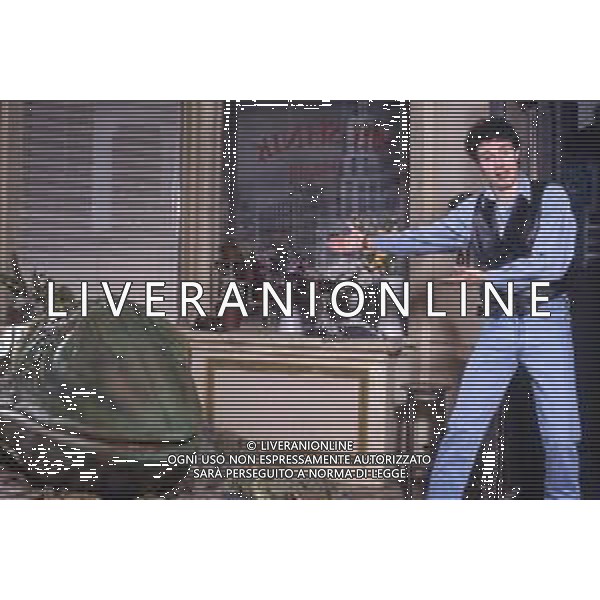 DIAP-RETROSPETTIVA GIAMPIERO INGRASSIA ATTORE NELLA FOTO GIAMPIERO INGRASSIA A MILANO NELL\'ANNO 1986 AG ALDO LIVERANI SAS