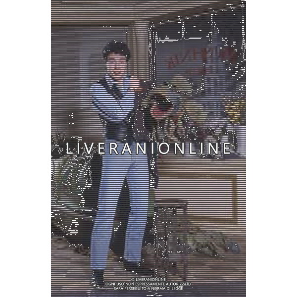 DIAP-RETROSPETTIVA GIAMPIERO INGRASSIA ATTORE NELLA FOTO GIAMPIERO INGRASSIA A MILANO NELL\'ANNO 1986 AG ALDO LIVERANI SAS