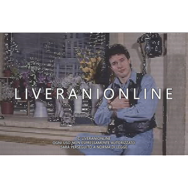 DIAP-RETROSPETTIVA GIAMPIERO INGRASSIA ATTORE NELLA FOTO GIAMPIERO INGRASSIA A MILANO NELL\'ANNO 1986 AG ALDO LIVERANI SAS