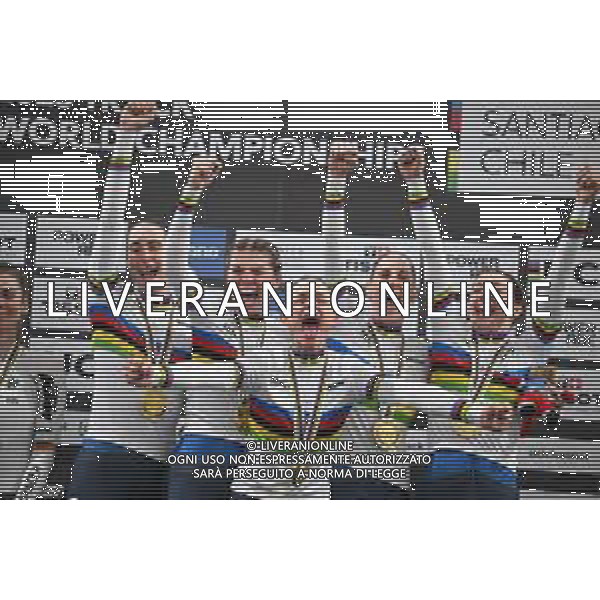23-10-2025 World Championships Elite Women Track; Giornata 02; 2025, Italia; Guazzini, Vittoria; Fidanza, Martina; Alzini, Martina; Venturelli, Federica; Consonni, Chiara; Santiago Del Cile - Velodromo Penalolen; ©SIROTTI - AGENZIA ALDO LIVERANI SAS