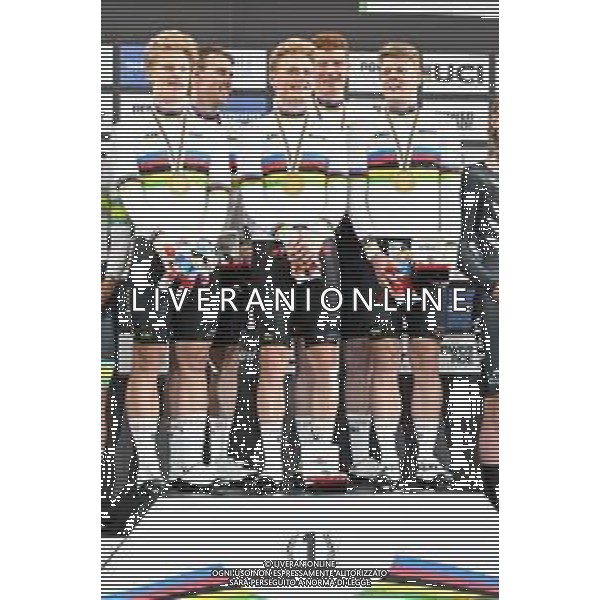 23-10-2025 World Championships Elite Track; Giornata 02; 2025, Danimarca; Hansen, Tobias; Larsen, Niklas; Madsen, Frederik; Pedersen, Rasmus; Leth, Lasse; Santiago Del Cile - Velodromo Penalolen; ©SIROTTI - AGENZIA ALDO LIVERANI SAS