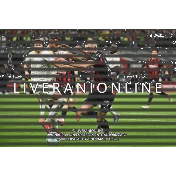 Milan vs Pisa nella foto Simone Canestrelli (Pisa) e Strahinja Pavlovic (Milan) Milano 24-10-2025 Stadio Giuseppe Meazza - San Siro Milan vs Pisa Campionato Serie A Enilive - 8a giornata foto Roberto Garavaglia/Agenzia Aldo Liverani sas