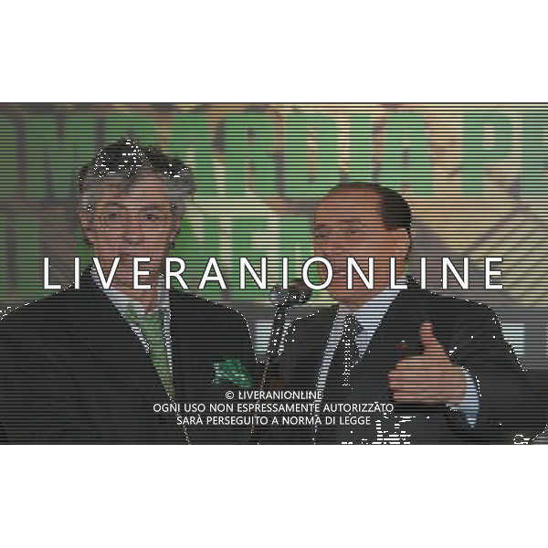 Milano 27 febbraio 2006 Inaugurazione cantiere di restauro Manifattura Tabacchi a Milano destinato a ospitare la Citta\' del Cinema Lombardia nella foto: Berlusconi Silvio e Bossi Umberto foto Andry / Ag. Aldo Liverani