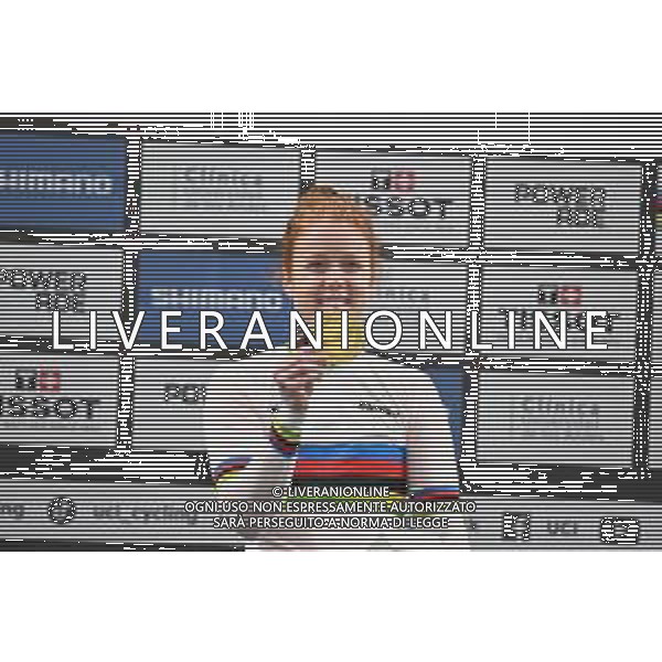 24-10-2025 World Championships Elite Women Track; Giornata 03; 2025, Olanda; Van De Wouw, Hetty; Santiago Del Cile - Velodromo Penalolen; ©SIROTTI - AGENZIA ALDO LIVERANI SAS