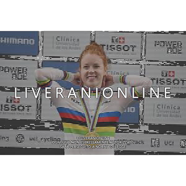 24-10-2025 World Championships Elite Women Track; Giornata 03; 2025, Olanda; Van De Wouw, Hetty; Santiago Del Cile - Velodromo Penalolen; ©SIROTTI - AGENZIA ALDO LIVERANI SAS