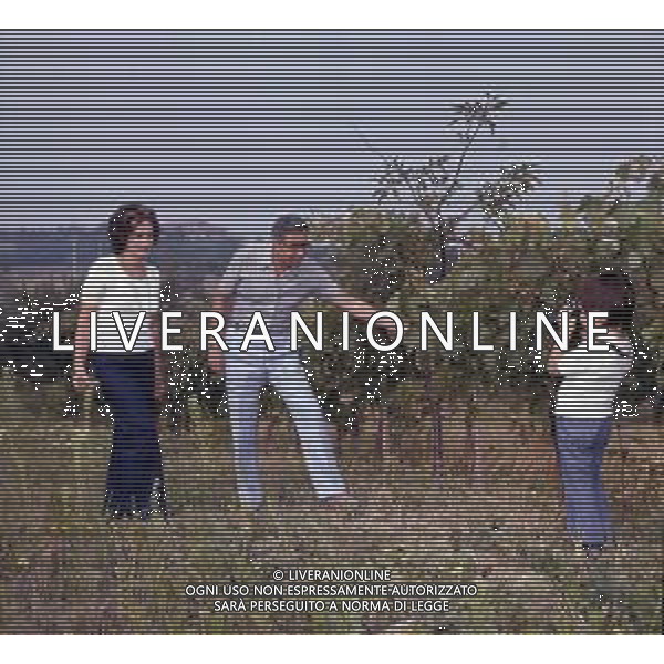 COL-RETROSPETTIVA ARNALDO FORLANI POLITICO DEMOCRAZIA CRISTIANA NELLA FOTO ARNALDO FORLANI POLITICO DEMOCRAZIA CRISTIANA CON LA FAMIGLIA AG ALDO LIVERANI SAS