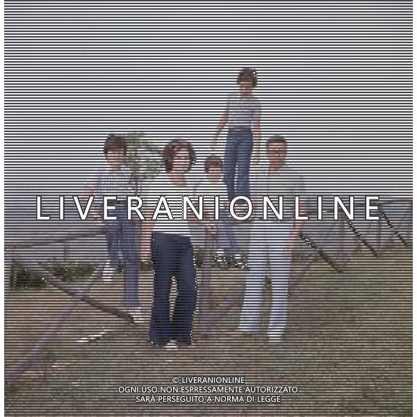 COL-RETROSPETTIVA ARNALDO FORLANI POLITICO DEMOCRAZIA CRISTIANA NELLA FOTO ARNALDO FORLANI POLITICO DEMOCRAZIA CRISTIANA CON LA FAMIGLIA AG ALDO LIVERANI SAS 