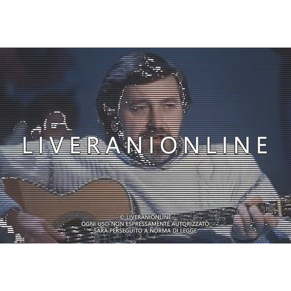 DIAP-RETROSPETTIVA PIERANGELO BERTOLI CANTANTE NELLA FOTO PIERANGELO BERTOLI AG THEMA-AG ALDO LIVERANI SAS